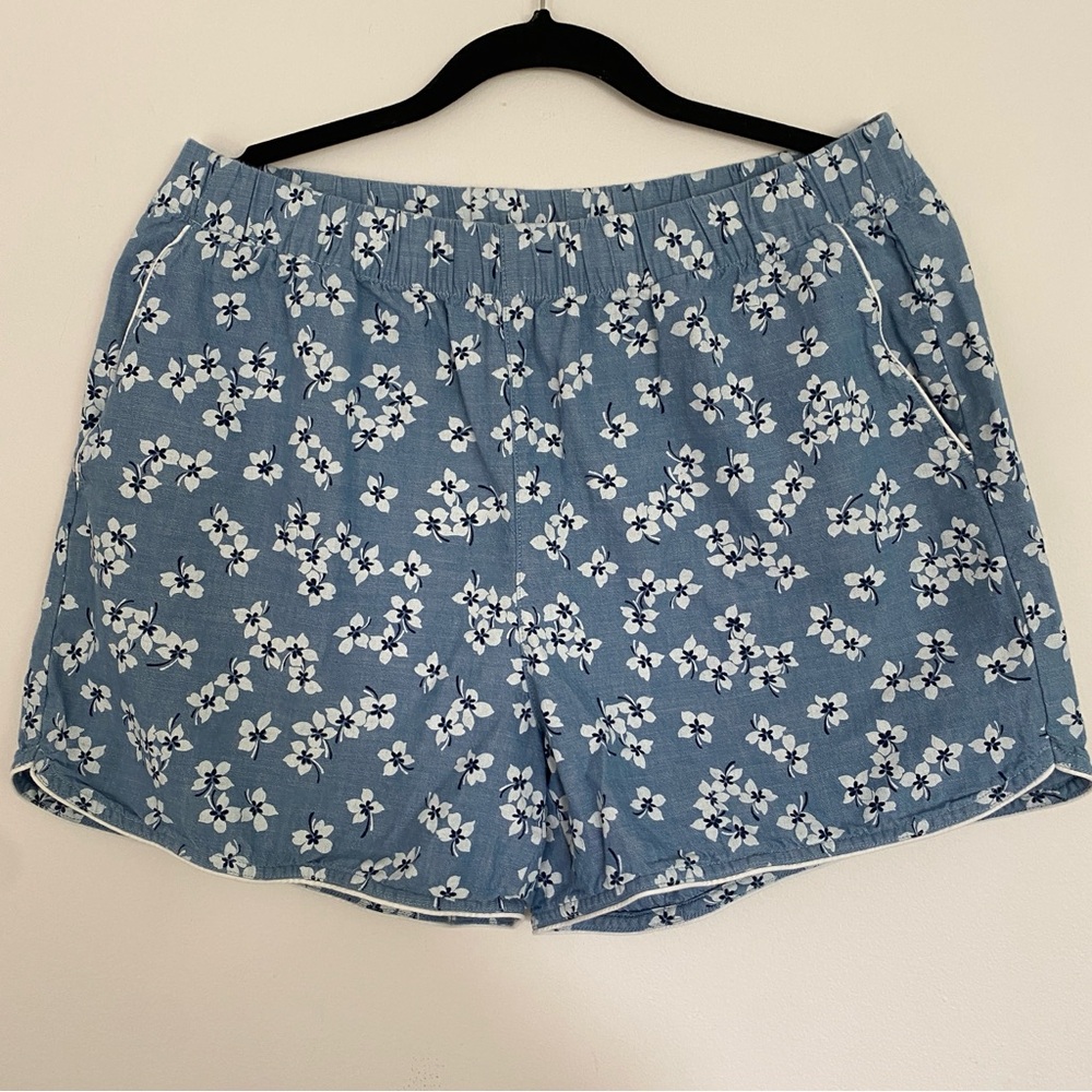 Draper James Blue Floral Athletic Shorts